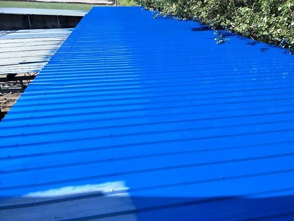 廠房屋面油漆多少錢一平方米？廠房噴涂油性水性價(jià)格一平方米是多少？